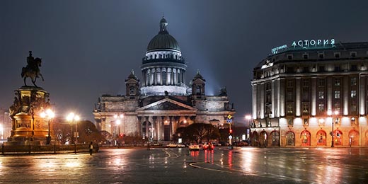 Какова высота Исаакиевского собора в Санкт-Петербурге?