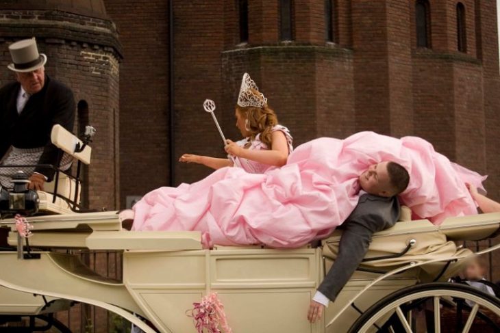 Memorable Wedding Photo Fails