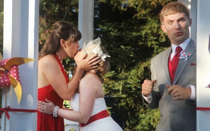 Memorable Wedding Photo Fails