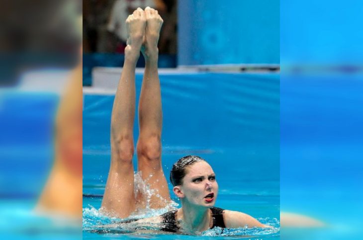 Witty Synchronized Swimming Captures: Hilarious Photo Compilation