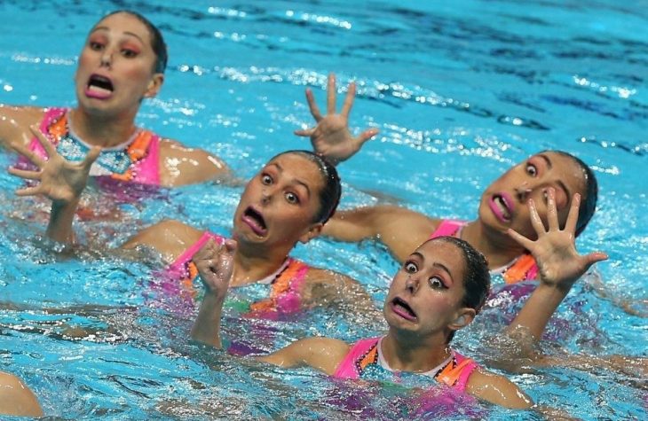 Witty Synchronized Swimming Captures: Hilarious Photo Compilation