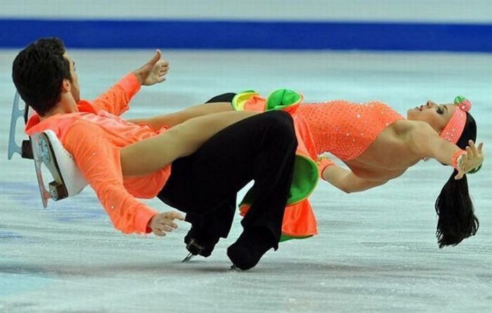 When Figure Skating Goes Wrong: 25 Hilarious Photos