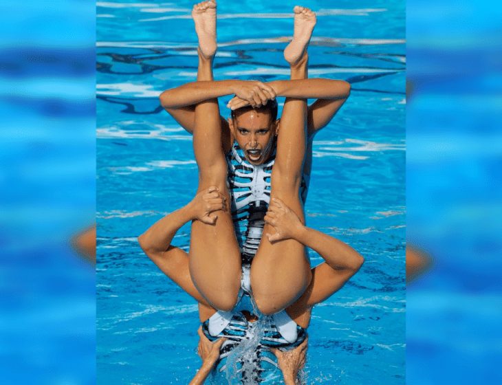 Witty Synchronized Swimming Captures: Hilarious Photo Compilation