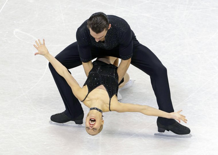 When Figure Skating Goes Wrong: 25 Hilarious Photos