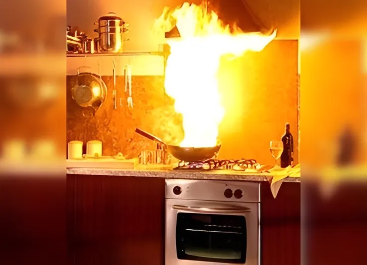 Kitchen Nightmares: Hilarious Culinary Fails